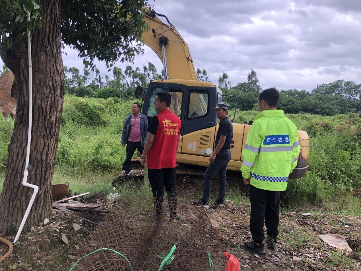 7月 抗臺(tái)風(fēng)，顯本色！開平市退役軍人志愿者防汛抗臺(tái)沖鋒在前_8