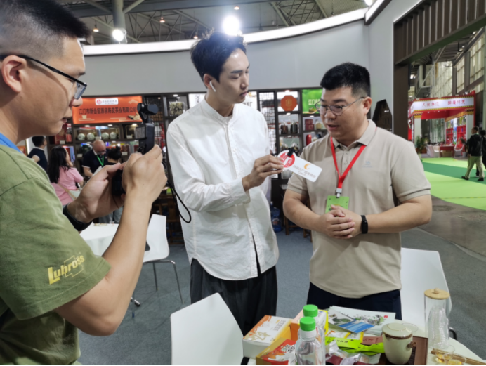 自動轉(zhuǎn)存圖片