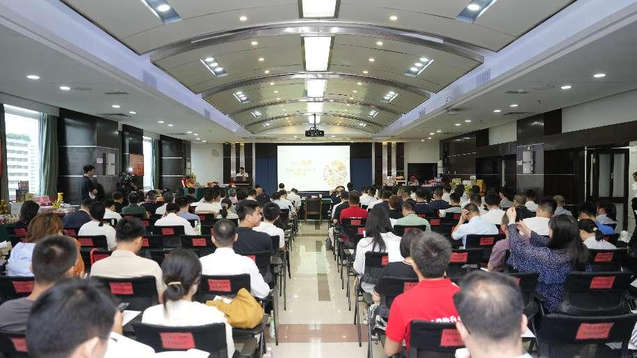 開平市參加2025“吃貨季”啟動(dòng)活動(dòng)暨第二批廣東省食品工業(yè)培育試點(diǎn)縣授牌活動(dòng)