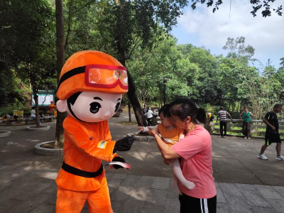 多部門聯(lián)動強(qiáng)宣傳！市森防辦開展森林防滅火主題宣傳活動筑牢安全防線.docx_6