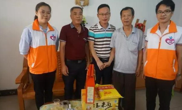 C:UsersadminDesktop長沙街道走訪慰問困難退伍軍人11.jpg C:UsersadminDesktop長沙街道走訪慰問困難退伍軍人11.jpg