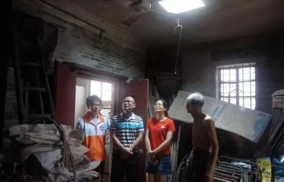 C:UsersadminDesktop長沙街道走訪慰問困難退伍軍人55.jpg C:UsersadminDesktop長沙街道走訪慰問困難退伍軍人55.jpg